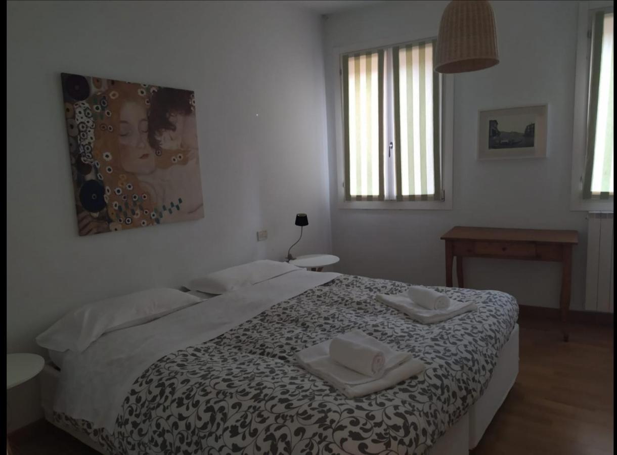 Ferienwohnung San Marco With Terrace And View Venedig Exterior foto
